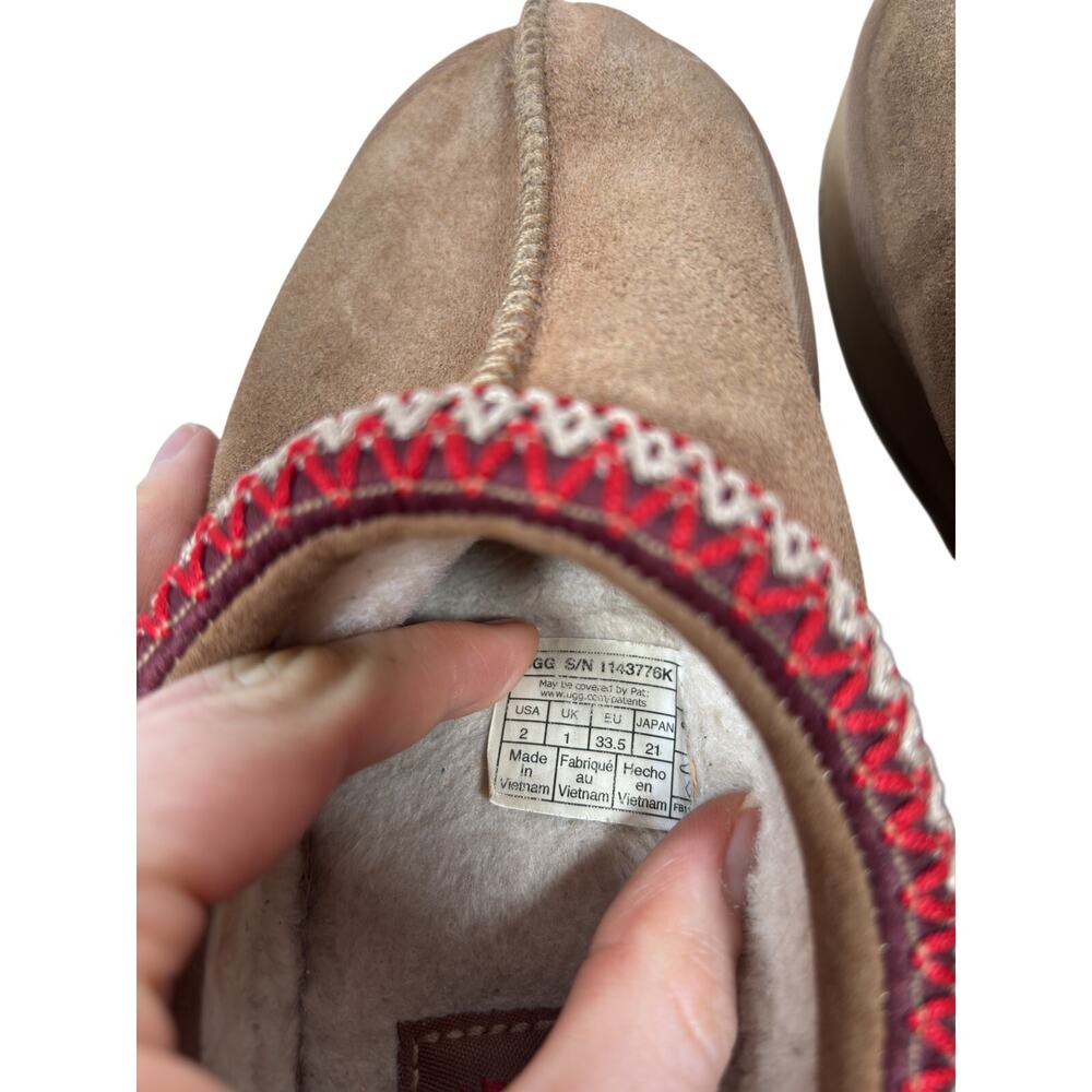 UGG Tasman Slippers Girls Size 2 Brown Suede Fleece Lined Platform - Picture 7 of 8
